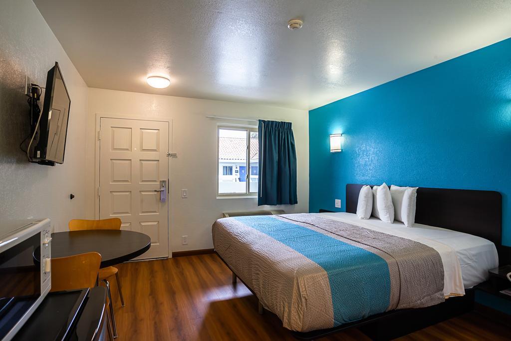 Motel 6-Ventura, Ca - Downtown Buitenkant foto