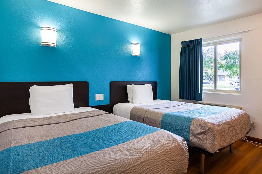 Motel 6-Ventura, Ca - Downtown Buitenkant foto