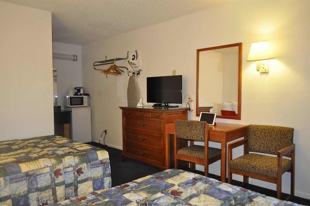 Motel 6-Ventura, Ca - Downtown Buitenkant foto